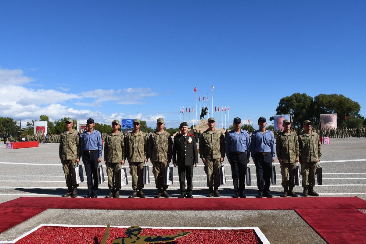 Sonbahar 1'inci Dönem Celbi acemi erleri ant içti — 2. fotoğraf