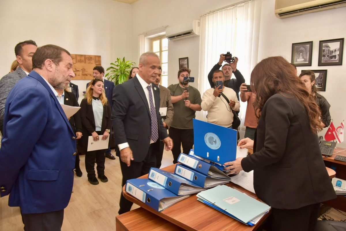 TAM Parti adaylık başvurusunu yaptı, Denktaş manuel sayım istedi — 4. fotoğraf