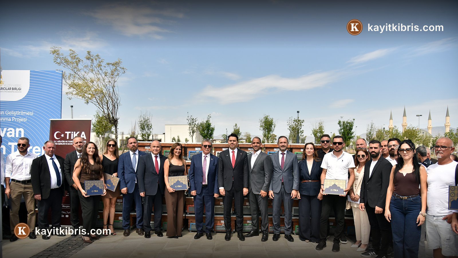 170 üreticiye bin modern arı kovanı dağıtıldı