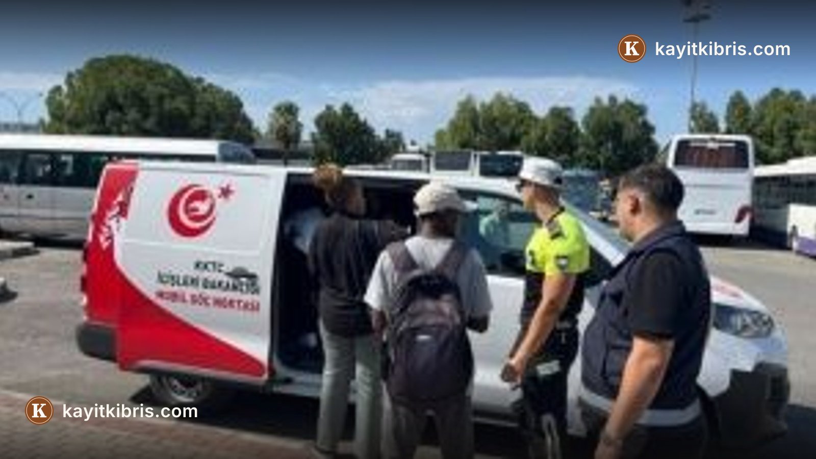 Göç Yönetimi Merkezi'nden 5 bölgede denetim: 3 kişi Geri Gönderme Merkezi'ne sevk edildi