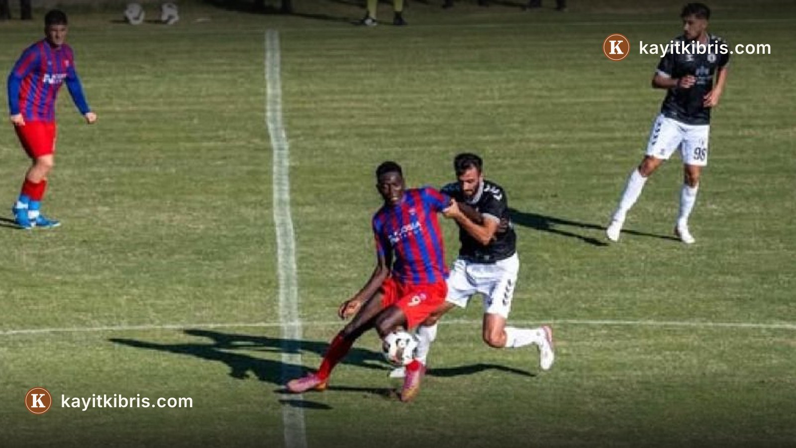 Göçmenköy, deplasmanda Karaoğlanoğlu'nu 2-1 mağlup etti