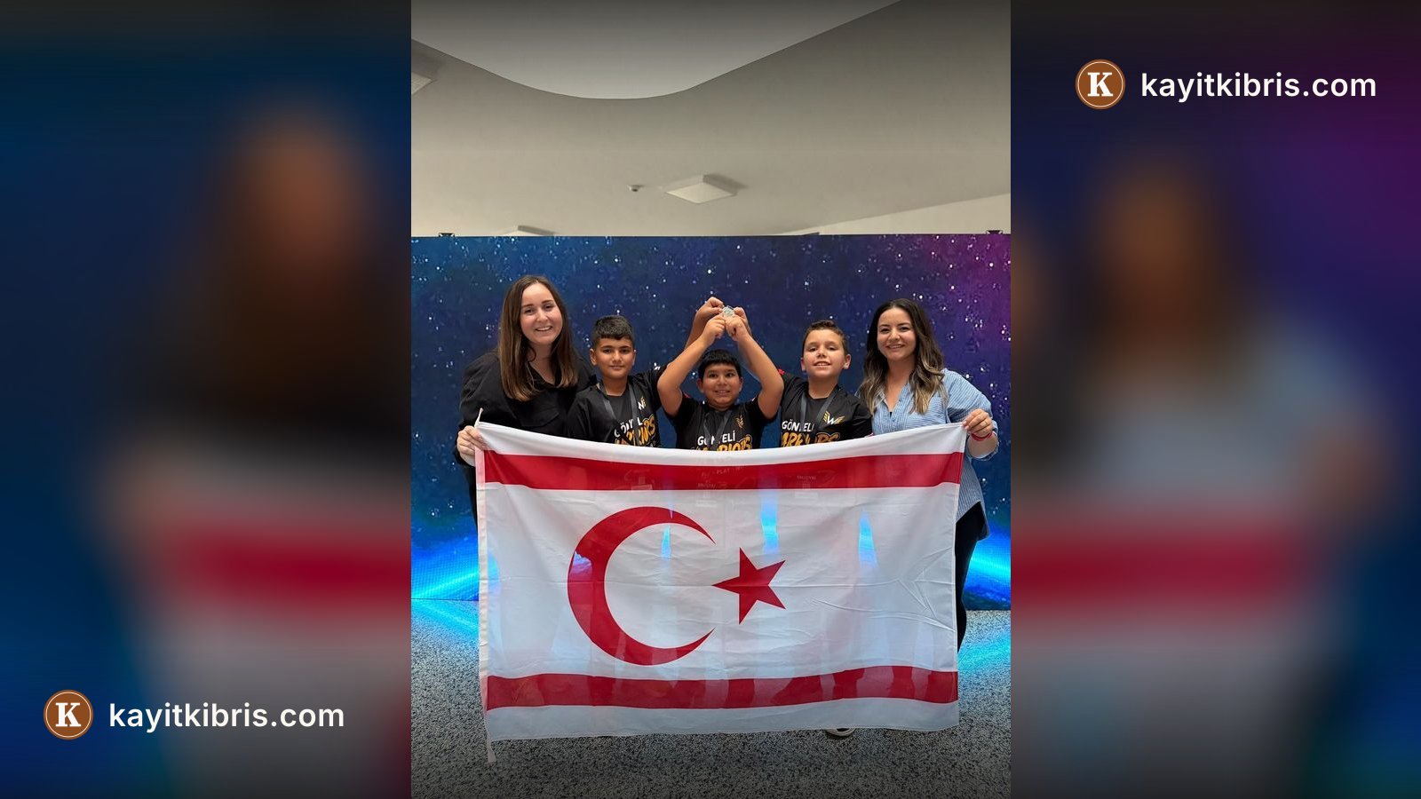 Kıbrıs Robofest öğrencileri Avrupa Drone Futbolu'nda birinci ve ikinci oldu