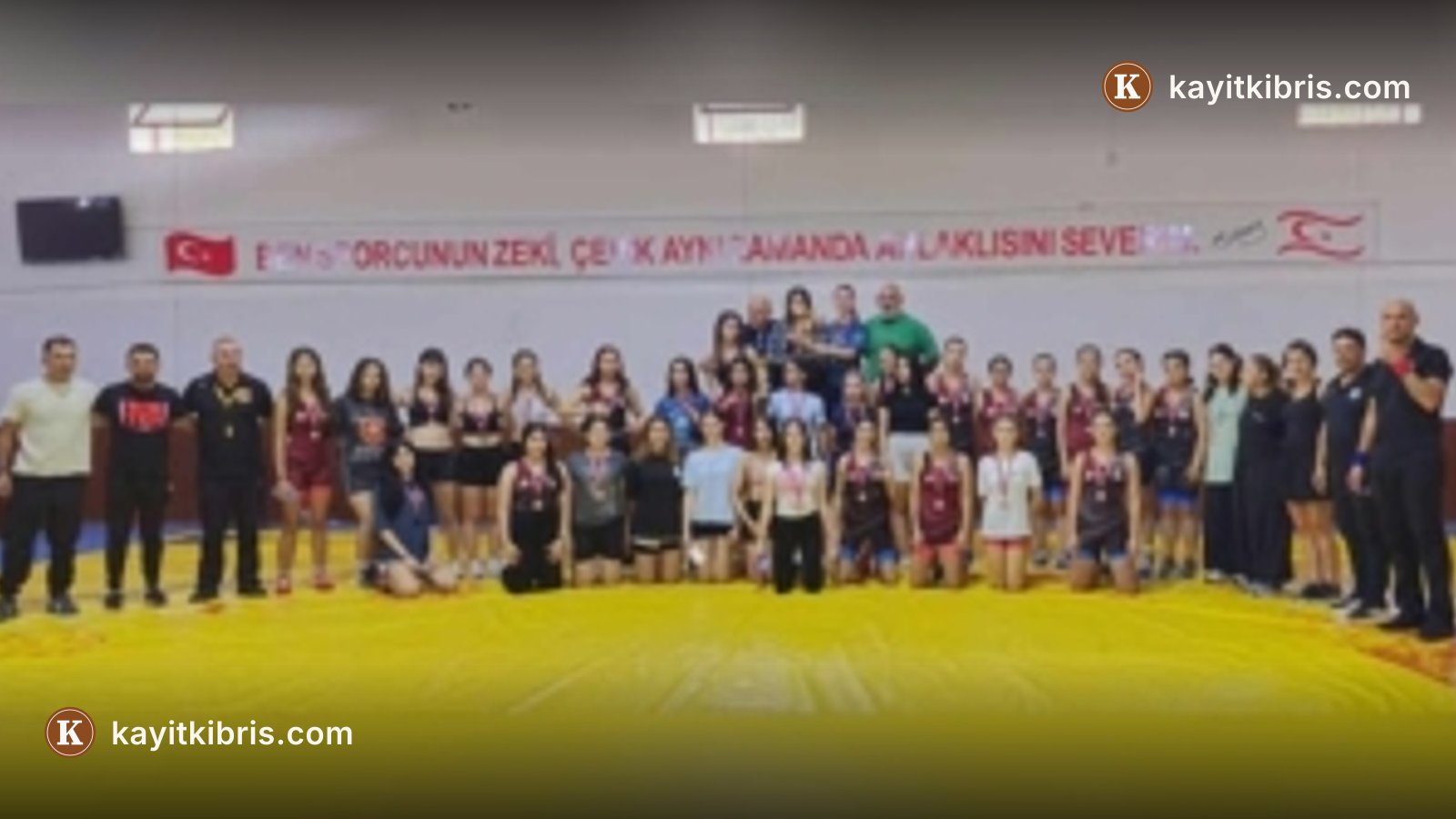 Kulüpler güreşte şampiyonluk yarışı kızıştı