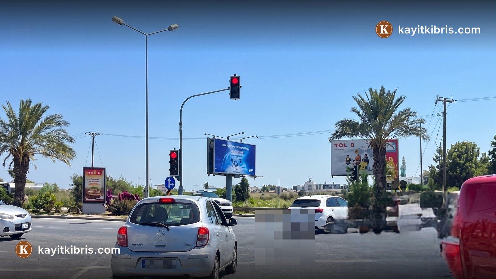 Kuzey Kıbrıs'ta trafik soldan akıyor