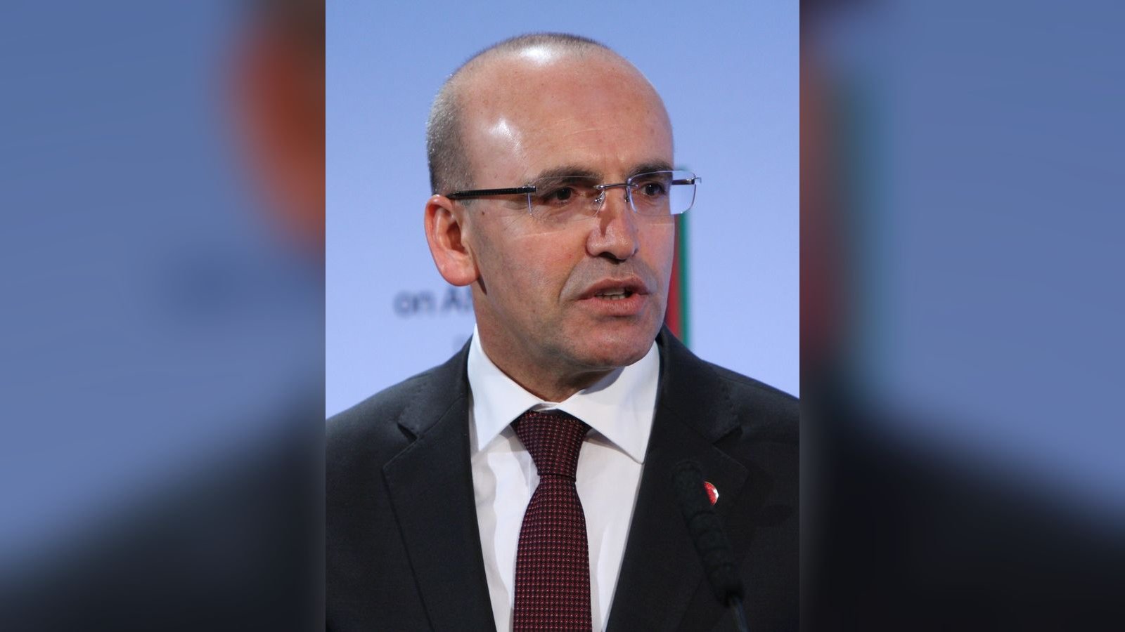 Şimşek: Serbest dalgalı kura geçiş için belirli koşullar gerekiyor