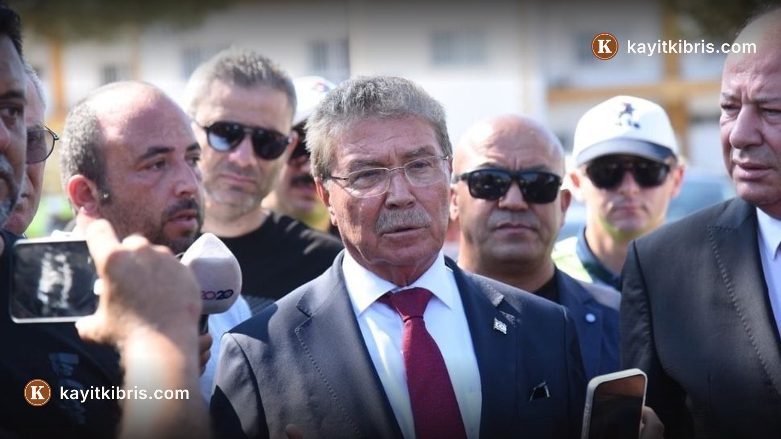 Üstel: Batık çevresinde iki naaşa daha ulaşıldı