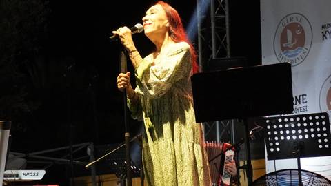 18. Girne Ozanköy Pekmez Festivali'nde bu gece Sinan Güzen sahne alacak