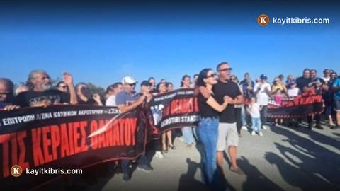 Ağrotur sakinleri yeni anten kurulmasını protesto etti