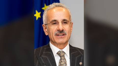 Bakan Uraloğlu: Elektrikli araç sayısı 450 bini aştı