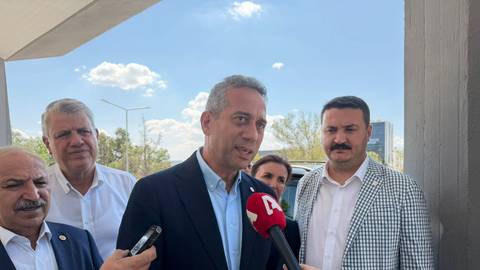 Başarır, Girne faciası sonrası Dr. Burhan Nalbantoğlu Hastanesi'ni ziyaret etti