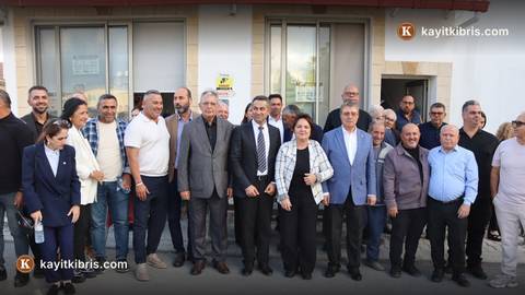 Başbakan Üstel, Dikmen'de belediye başkan adayı ve vatandaşlarla buluştu