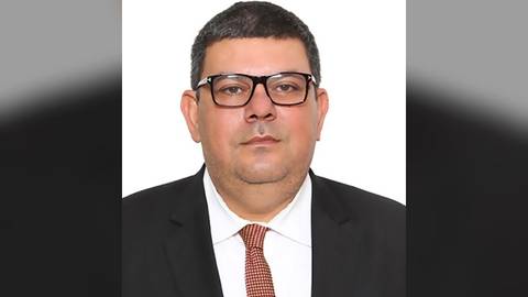 Berova: Başbakan Üstel geminin çıkarılması için İstanbul ve Ankara'da temaslarda