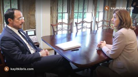 BM Kıbrıs Temsilcisi Holguín, Hristodulidis ile görüştü, Erhürman'la da buluşacak