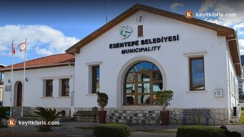 Çatalköy-Esentepe Belediye Başkanı Kırok, YSK'ye adaylık başvurusunu yaptı