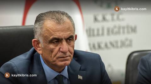Çavuşoğlu, Çayırova İlkokulu'nun yeni binasını açtı