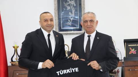 Çavuşoğlu, kempo ve kick boks federasyonu başkanlarını kabul etti