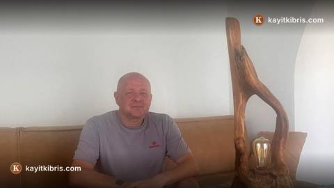 Çek sanatçı Tomáš Stojec, Prag'dan Karmi'ye yerleşti