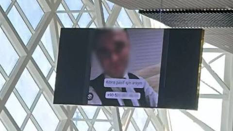 Ercan Havalimanı'ndaki dijital reklam panoları hacklendi