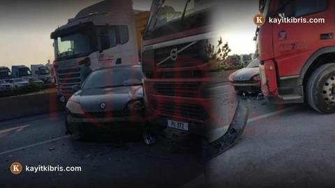 Erülkü-Yonca Kavşağı arasında kaza: Trafik durma noktasına geldi