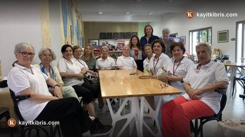 Girne Üniversitesi 60+ Yaş Tazelenme Üniversitesi'nde öğrenci sayısı 140'a ulaştı