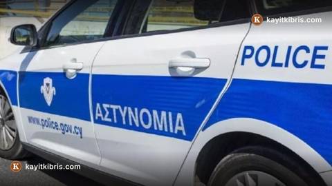 Güney Kıbrıs'ta polis kılığına giren kişi iki yaşlıyı dolandırdı