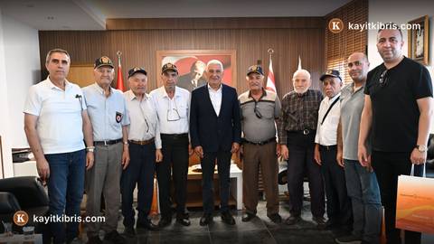 Güzelyurt Belediye Başkanı Özçınar, Kıbrıs gazileriyle görüştü