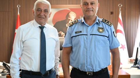 Güzelyurt'un yeni Polis Müdürü Kafa, Başkan Özçınar'ı ziyaret etti