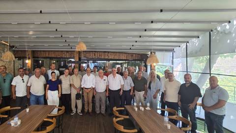 Halkın Partisi, Emekli Polisler Derneği Girne Şubesi'ni ziyaret etti