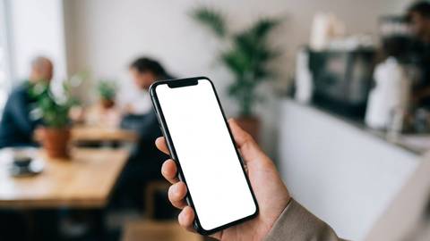 Katlanabilir ilk iPhone için tarih ve fiyat iddiaları netleşiyor