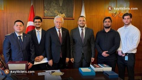 Kıbrıslı Türk gençlik delegasyonu TBMM'de telefon harcı ve DUS kontenjanı talep etti