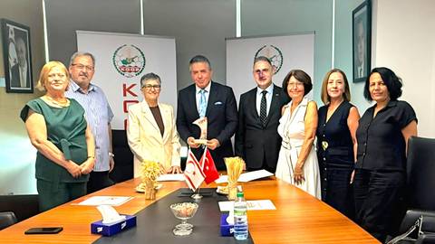 Koopbank ve KTEV 30 öğrenciye eğitim bursu verecek