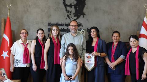 Larnaka Türk Kadınlar Birliği Derneği'nden Sadıkoğlu'na ziyaret