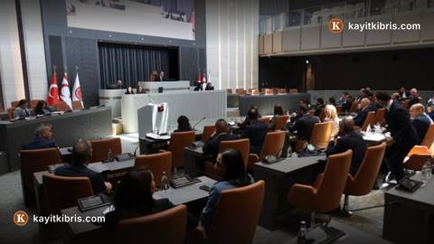 Meclis karma oyu kaldırdı: Seçim yasası oy çokluğuyla kabul edildi