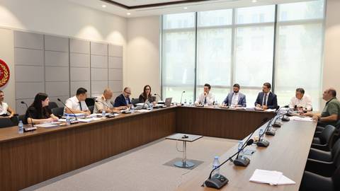 Meclis Komitesi, Güvenlik Kamu Görevlileri Yasa Tasarılarını Görüştü