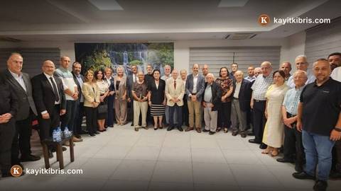 Özersay, Beşparmak Düşünce Grubu'na 6 Aralık seçim programını anlattı
