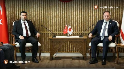 Öztürkler, Türkiye Gençlik ve Eğitim Federasyonu Heyetini Kabul Etti