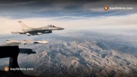 Türk savaş uçakları Kıbrıs'ın güneyinde eğitim uçuşu gerçekleştirdi