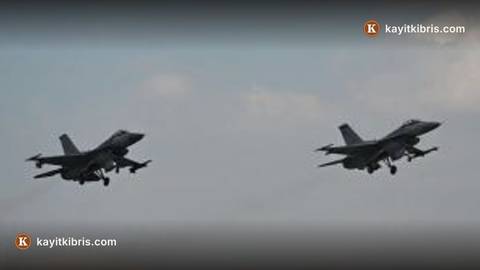 Türkiye MSB: Türk Hava Kuvvetleri Kıbrıs'ın güneyinde eğitim uçuşu yaptı