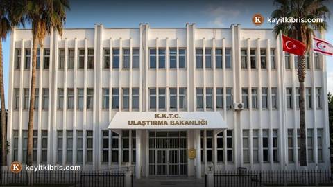 Ulaştırma Bakanlığı: Ercan'daki pist hasarı nedeniyle Cuma gecesi uçuşlar gecikti