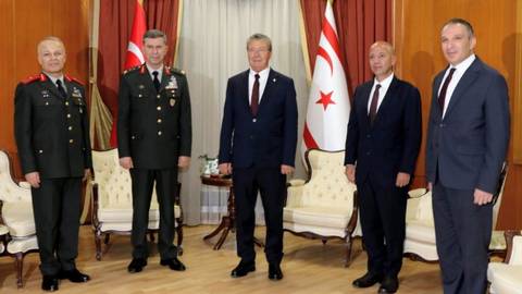 Ünal Üstel, yeni KTBK ve GKK komutanlarını kabul etti