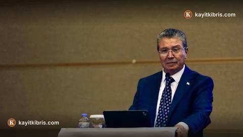 Üstel: Bu topraklarda bayrağımız inmeyecek, ezanımız susmayacak