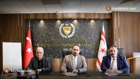 Yukarı Dikmen deresine taşkın önleyici beton sekisi yapılıyor